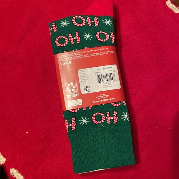 Holiday Socks 🎄 NEW 🎅🏻 - Picture 3 of 3